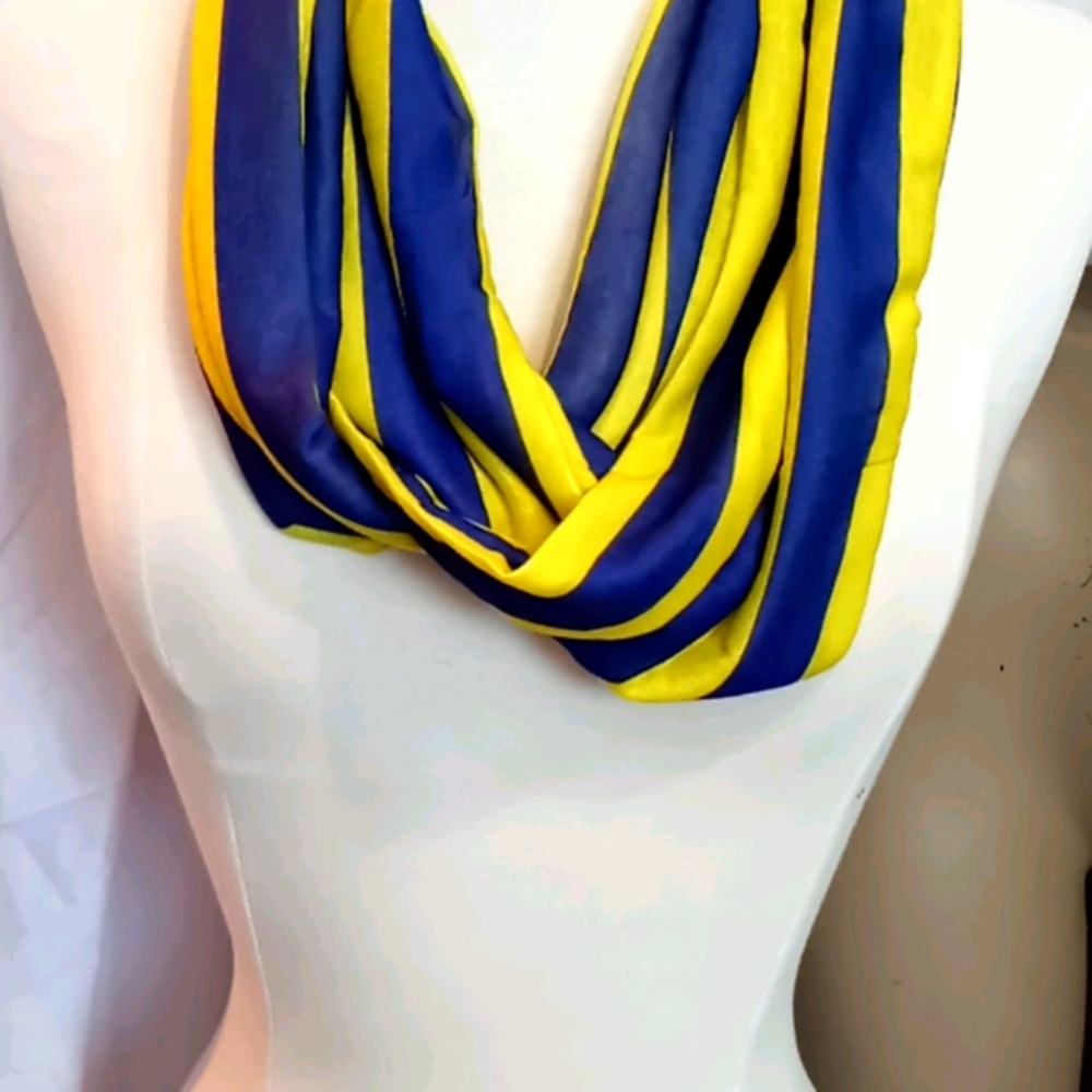 SUPIA NEON RING SCARF - Picture 4 of 5